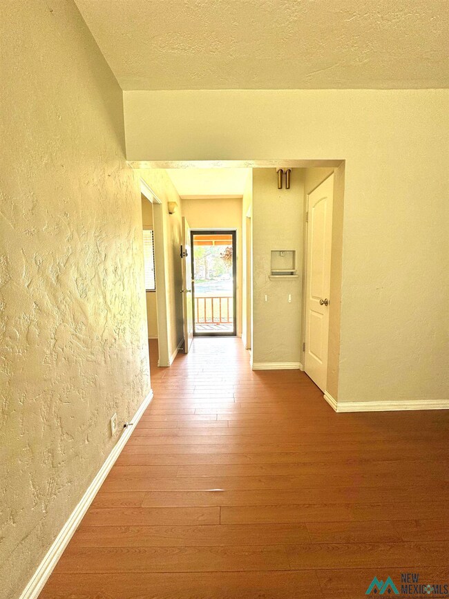 1408 Bryan Cir, Carlsbad, NM 88220 - photo 5