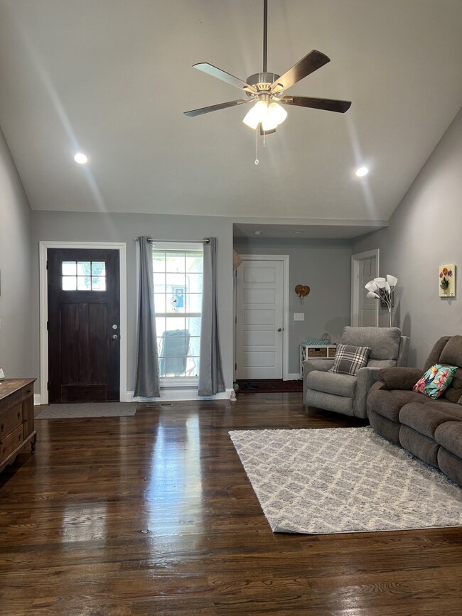 113 August Way, Shelbyville, TN 37160 - photo 3