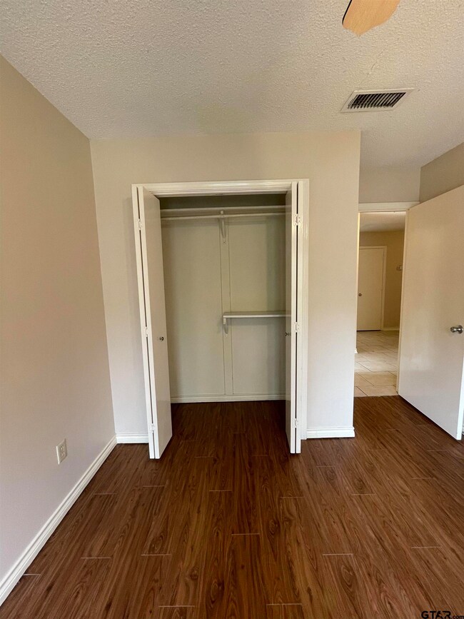 5983 5983 Creekside, Tyler, TX 75703 - photo 5