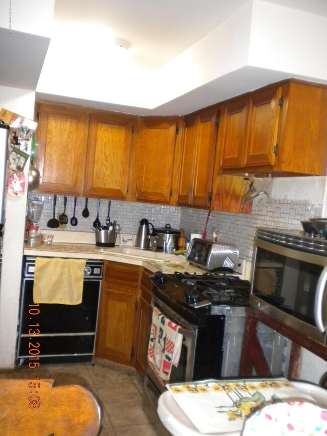 64 Daffodil Ln unit 109, Staten Island, NY 10314 - photo 4