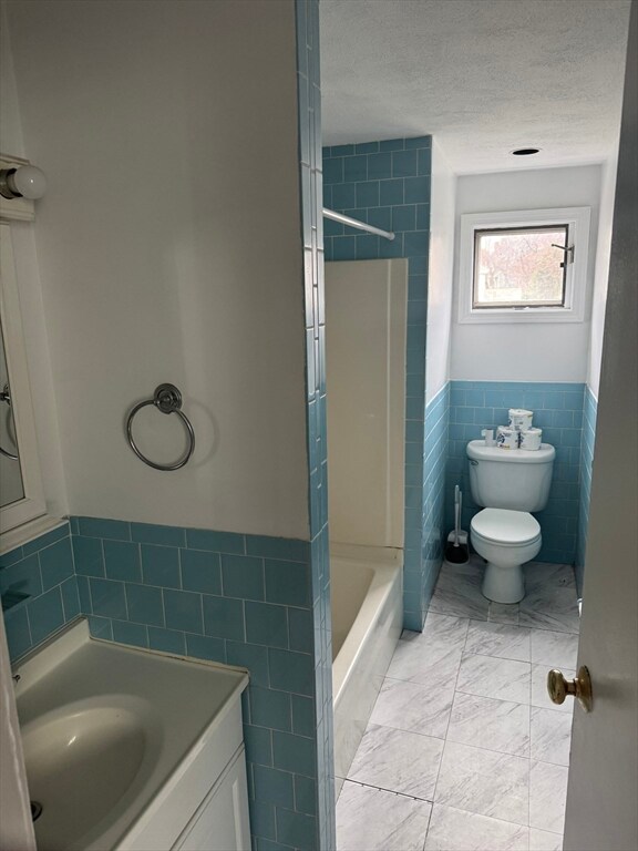 329 Freeport St unit 1, Dorchester, MA 02122 - photo 5