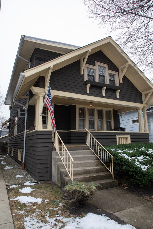 940 S Euclid Ave, Oak Park, IL 60304 - photo 3