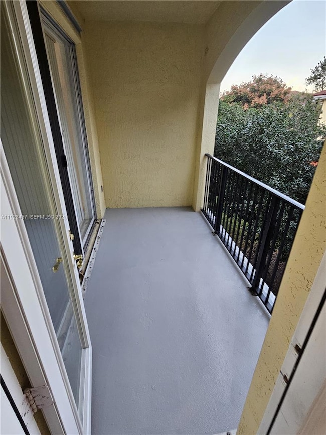 44 SE Sedona Cir unit 203, Stuart, FL 34994 - photo 2