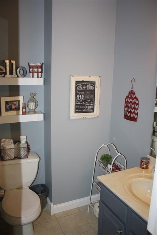 2137 Shiloh Dr, Columbus, IN 47203 - photo 7