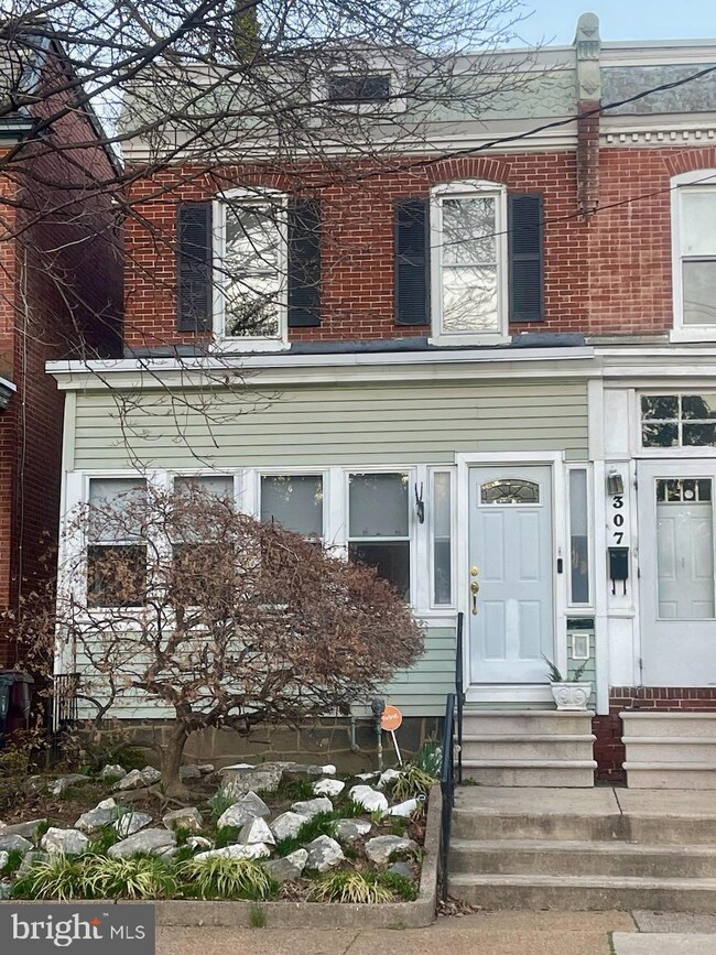309 W 21st St, Wilmington, DE 19802 - photo 2