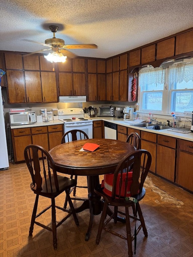 12620 Highway 79, Mc Kenzie, TN 38201 - photo 5