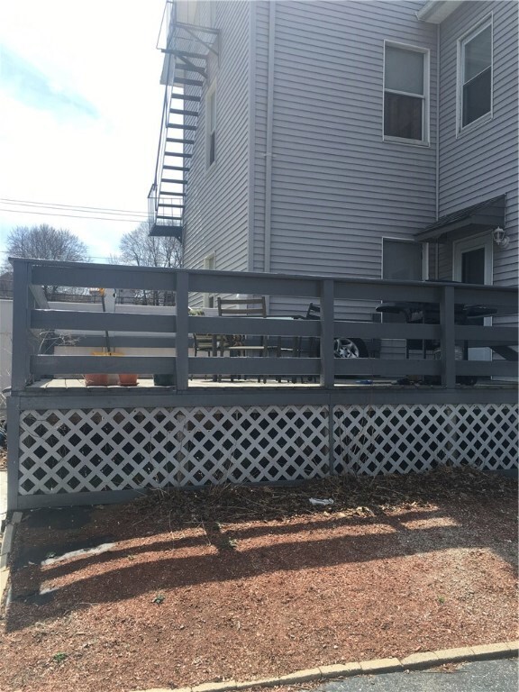 74 Hamlet Ave, Woonsocket, RI 02895 - photo 3