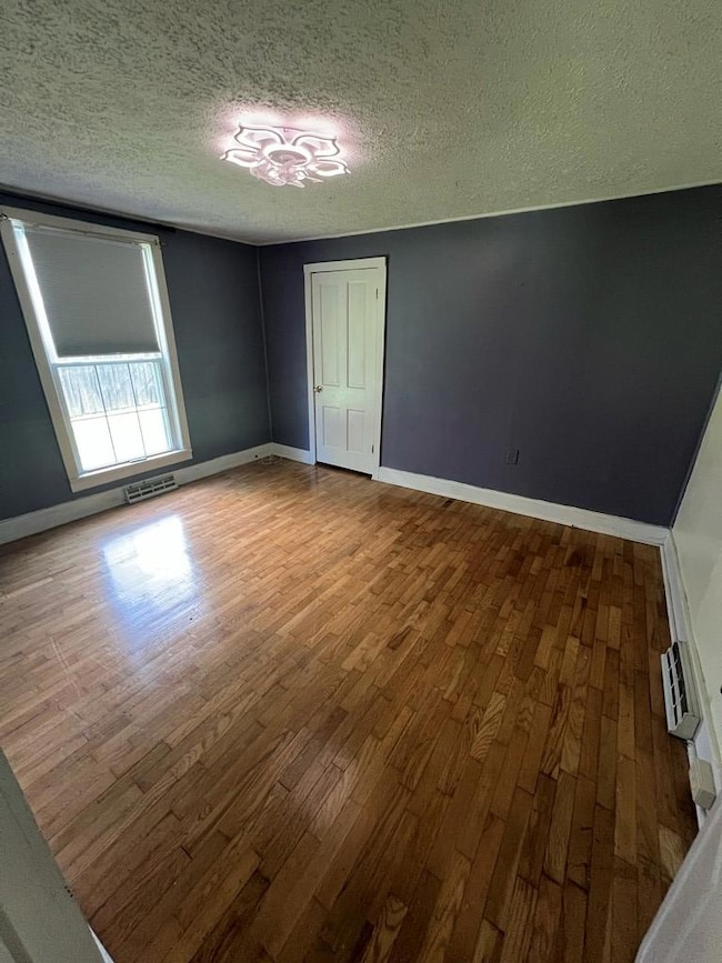 1364 Saint Clairs Creek Rd, Chilhowie, VA 24319 - photo 7