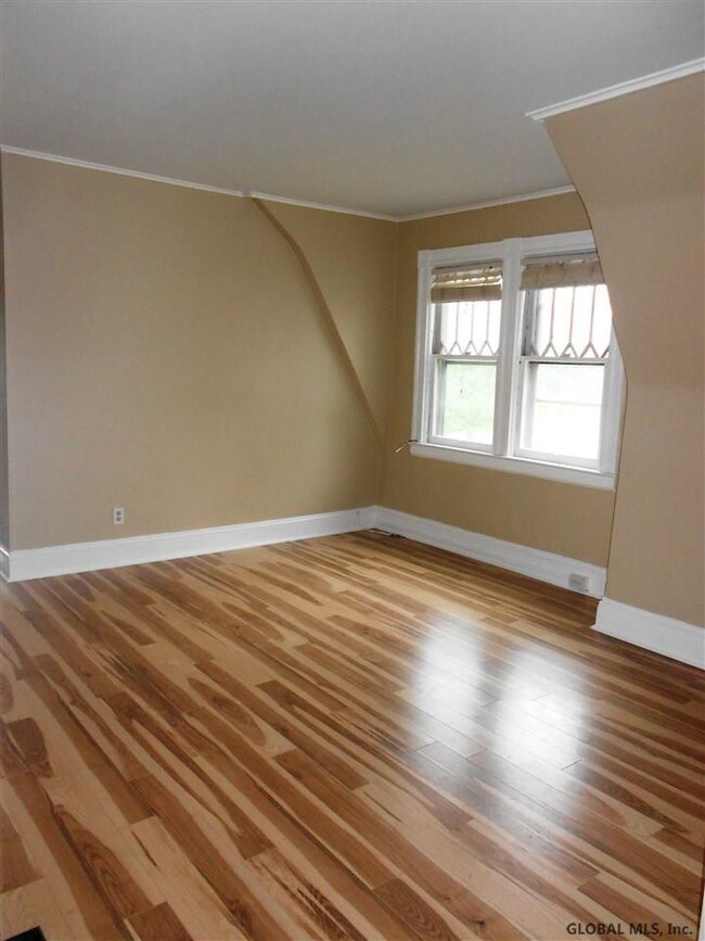 2931 Troy Schenectady Rd, Schenectady, NY 12309 - photo 6