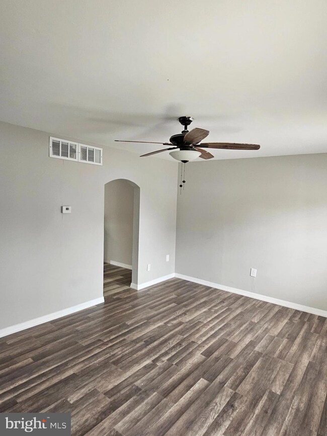 17 W Brandywine Ave, Claymont, DE 19703 - photo 3