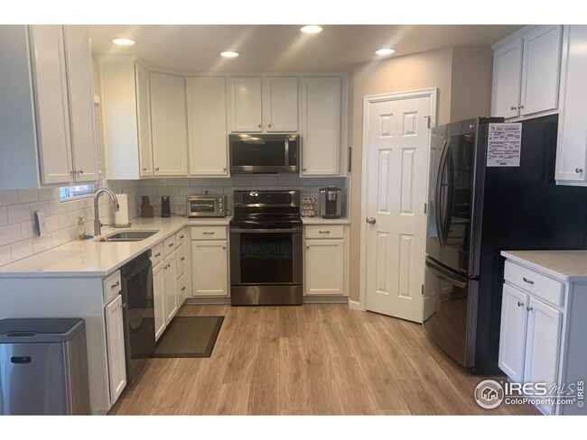 12681 Jasmine St, Thornton, CO 80602 - photo 3