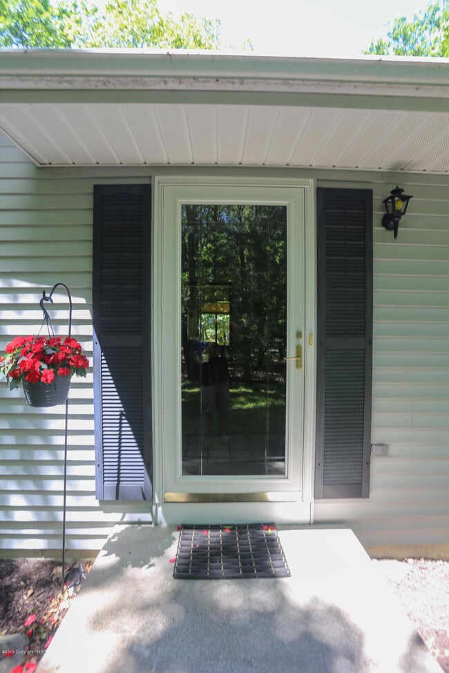 485 Cays Rd, Stroudsburg, PA 18360 - photo 3