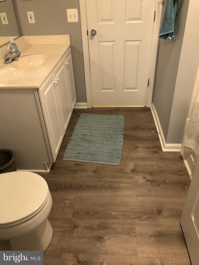 2054 Quaker Way unit 2, Annapolis, MD 21401 - photo 2