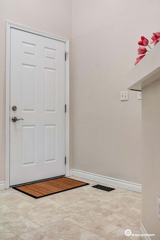 2_Entrance