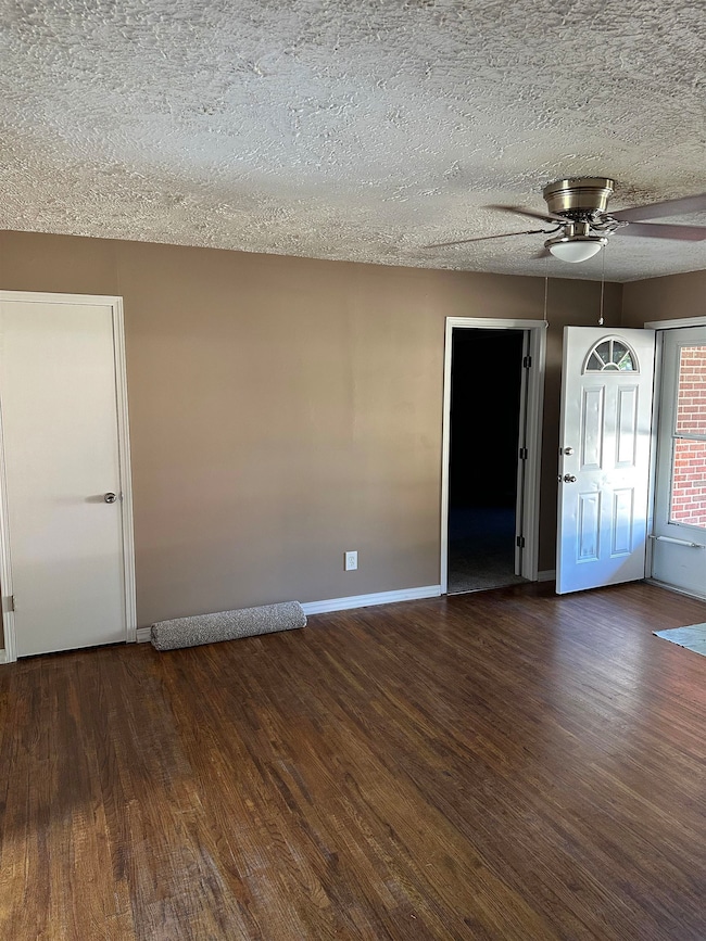 231 Fager Dr, Haysville, KS 67060 - photo 5