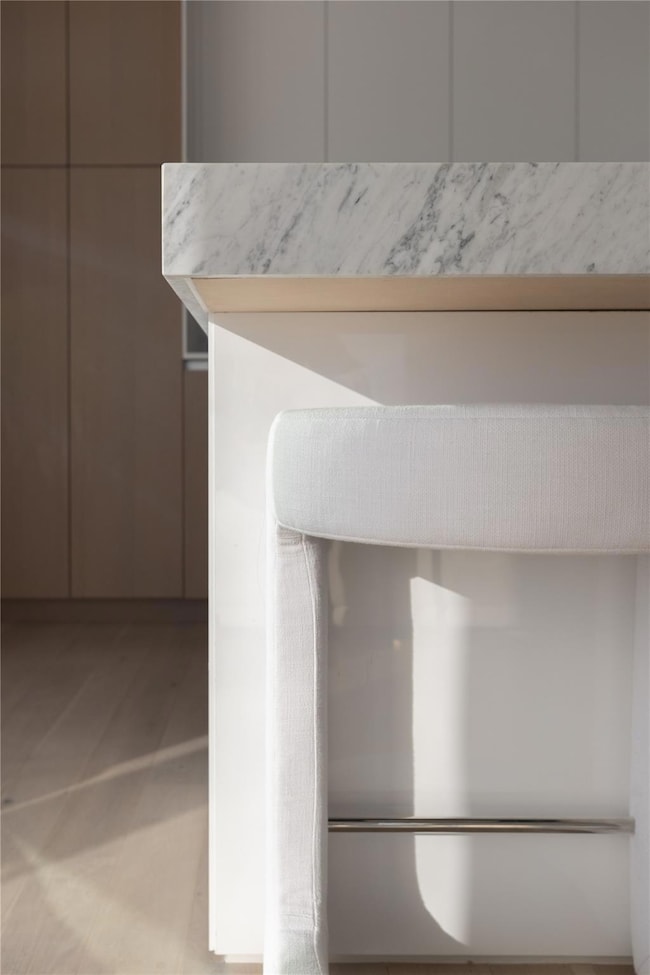 The Linden unit 2007, Austin, TX 78701 - photo 5