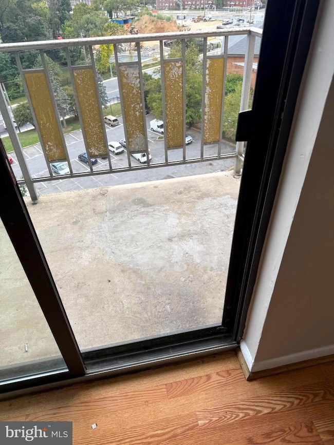 Pineway Towers Condominiums unit 1004, Silver Spring, MD 20903 - photo 2