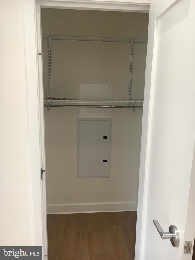 1813 35th St NW unit 104, Washington, DC 20007 - photo 6