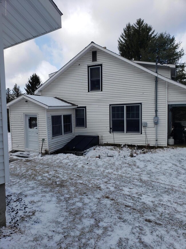 875 Route 402, Hawley, PA 18428 - photo 2