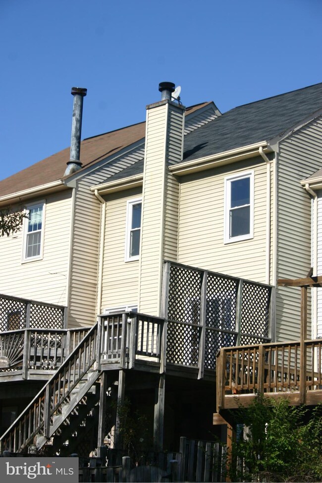 6321 Mary Todd Ct, Centreville, VA 20121 - photo 4