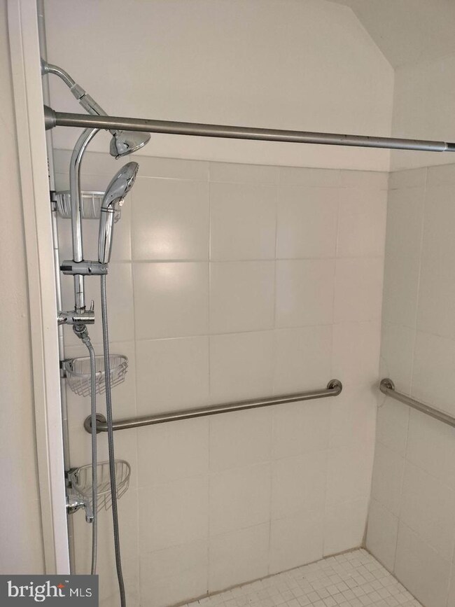 803 W 24th St, Wilmington, DE 19802 - photo 7