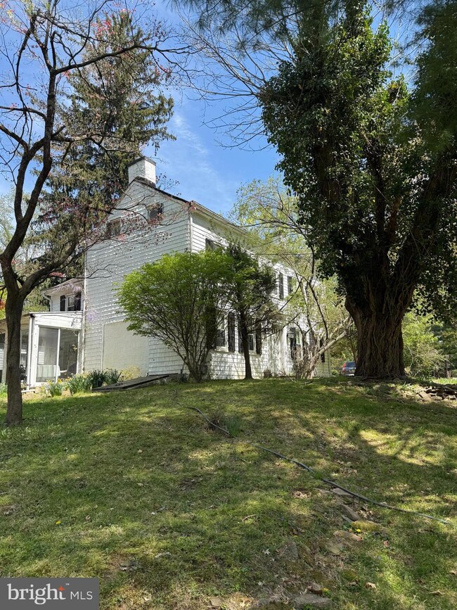 44 Wilburtha Rd, Ewing, NJ 08628 - photo 3