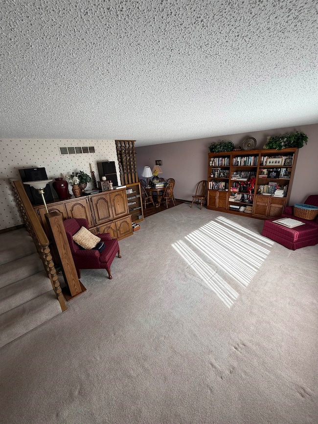 536 W 3rd St, Larned, KS 67550 - photo 6