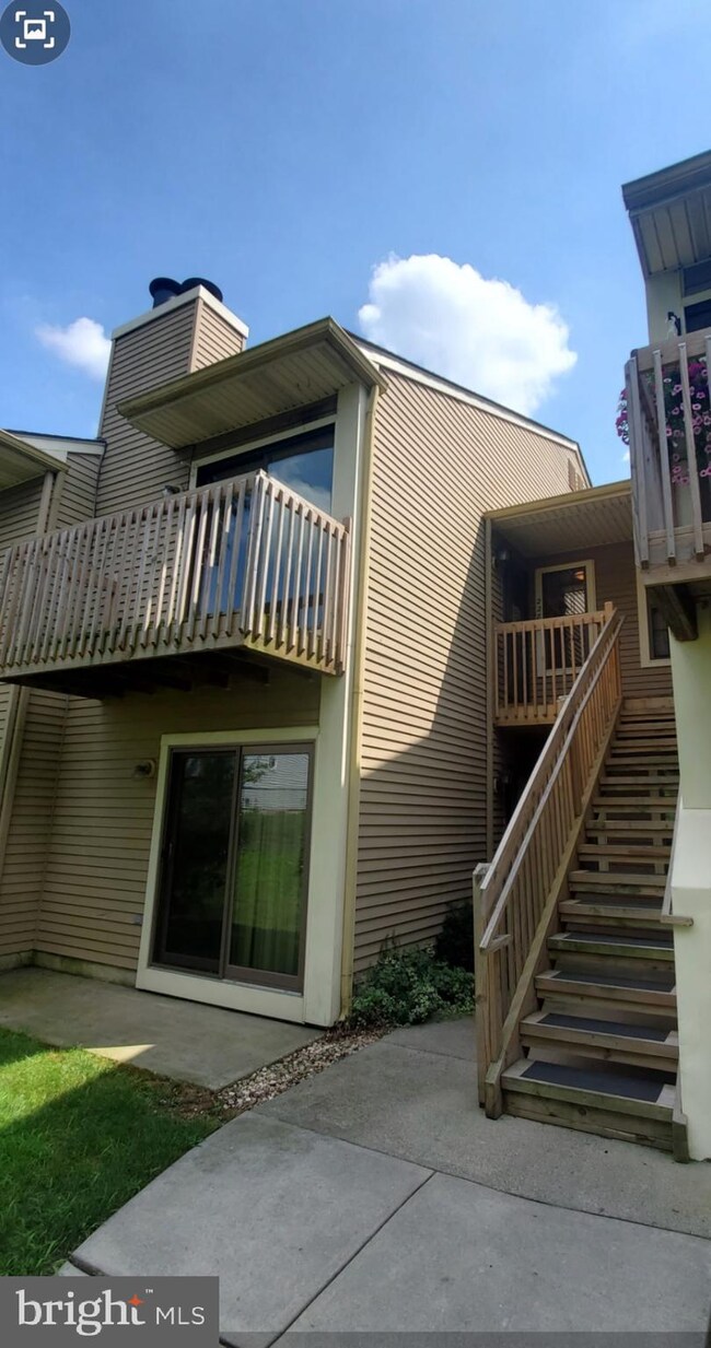 228 Barclay Ct unit 228, West Deptford, NJ 08051 - photo 4