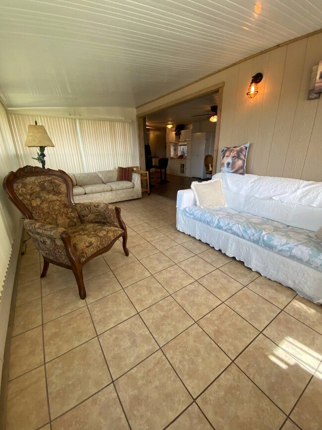 1731 Gangway Loop unit 218, Ruskin, FL 33570 - photo 2