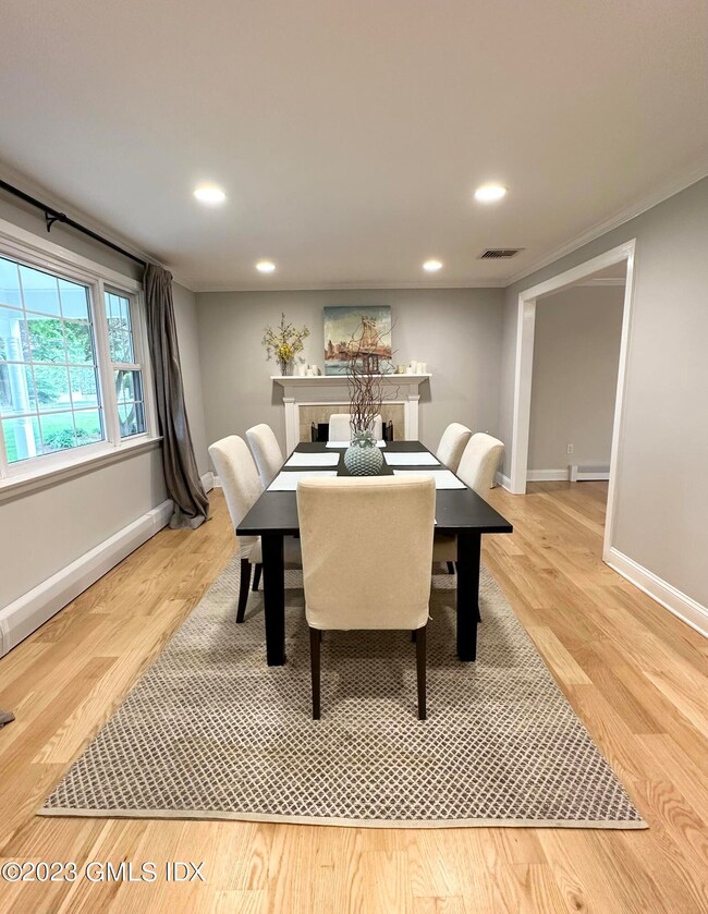 28 Old Orchard Rd, Riverside, CT 06878 - photo 4