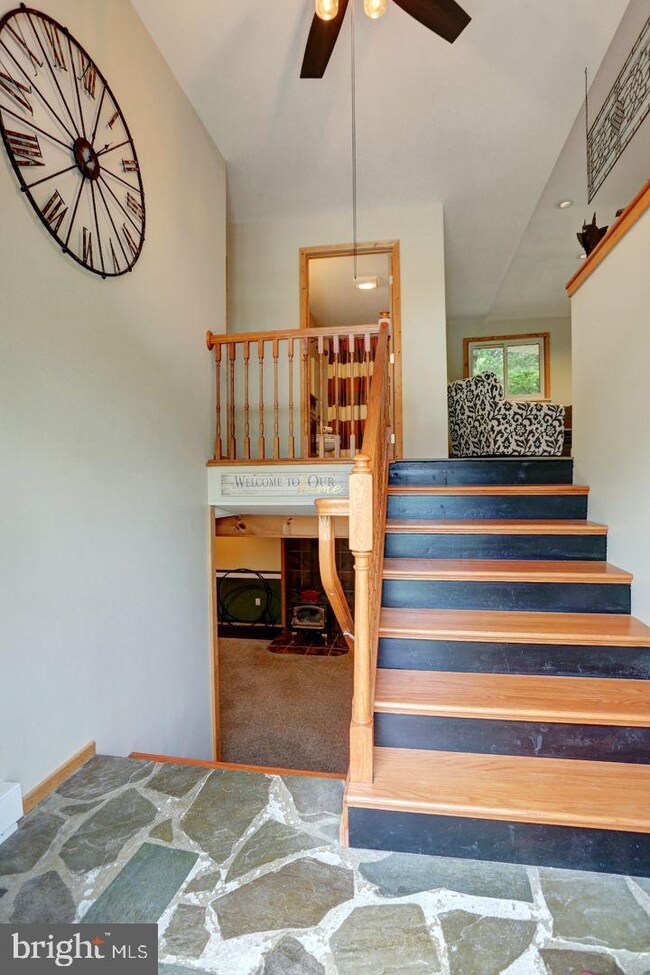 419 Farview Rd, Hamburg, PA 19526 - photo 5