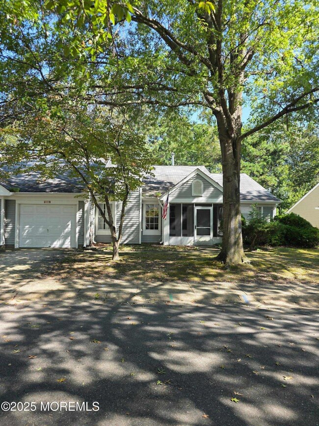 1111B Thornbury Ln unit 1111B, Manchester, NJ 08759 - photo 2