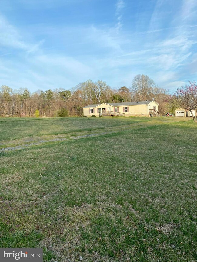 4984 Leedstown Rd, Colonial Beach, VA 22443 - photo 6