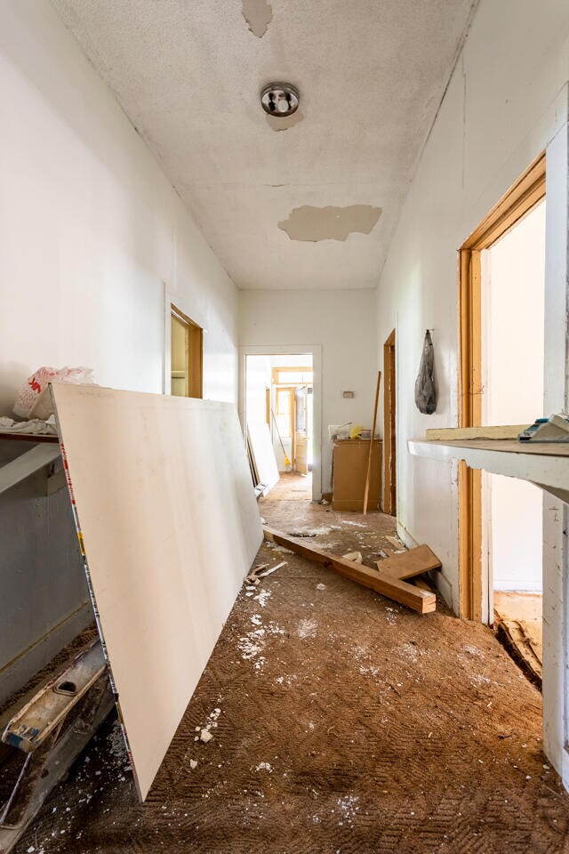 Listing Image10