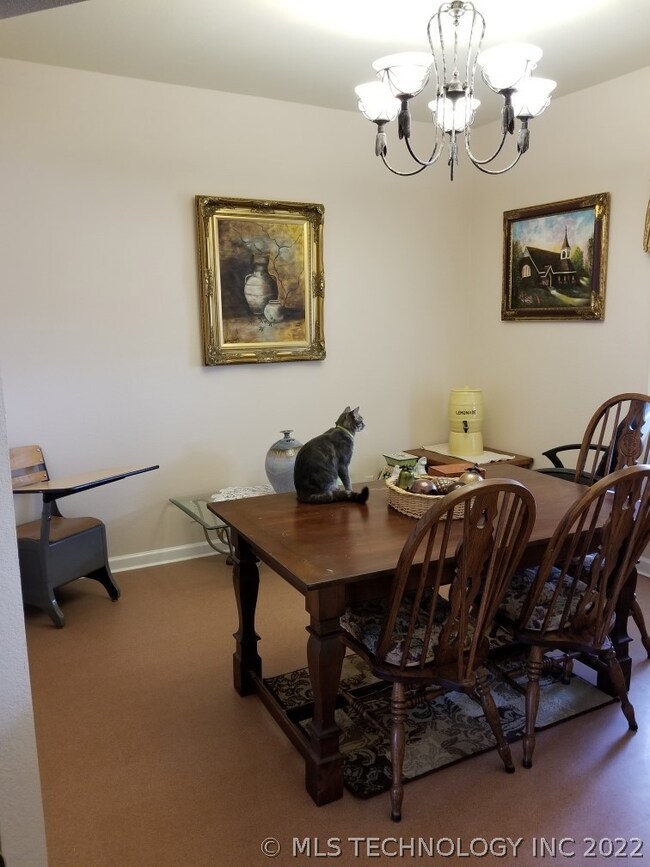 Flex Room or formal dining