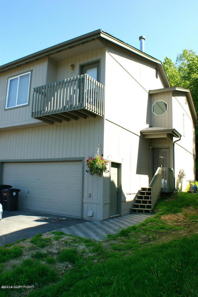3967 Lunar Dr unit B, Anchorage, AK 99504 - photo 3