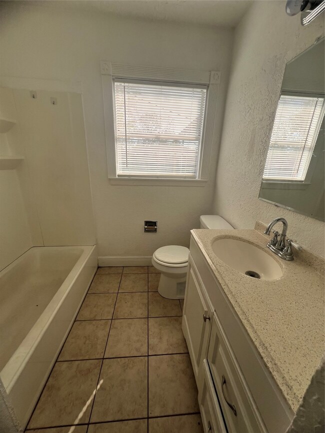 13226 Berwick St, Houston, TX 77015 - photo 7
