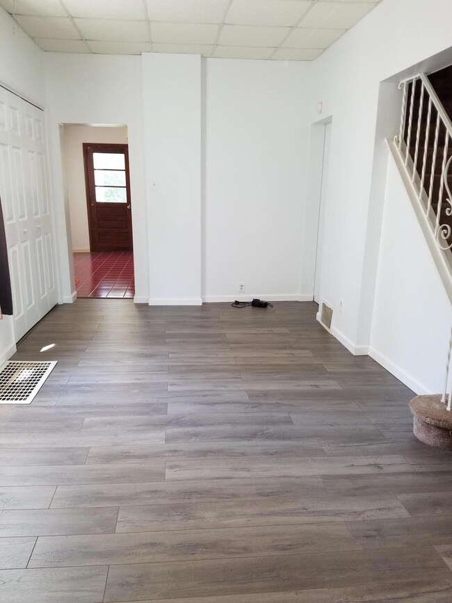 46 Parsonage St, Pittston, PA 18640 - photo 6