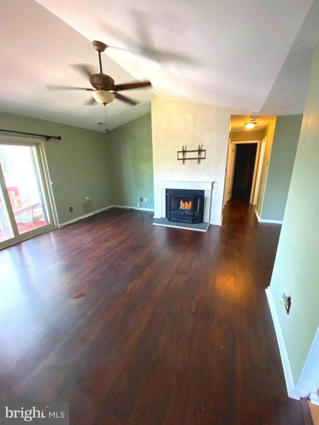 508 Cascade Ct unit 508, Sewell, NJ 08080 - photo 2