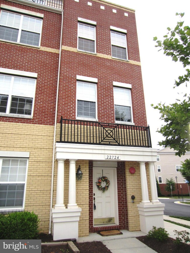 22724 Verde Gate Terrace, Ashburn, VA 20148 - photo 2
