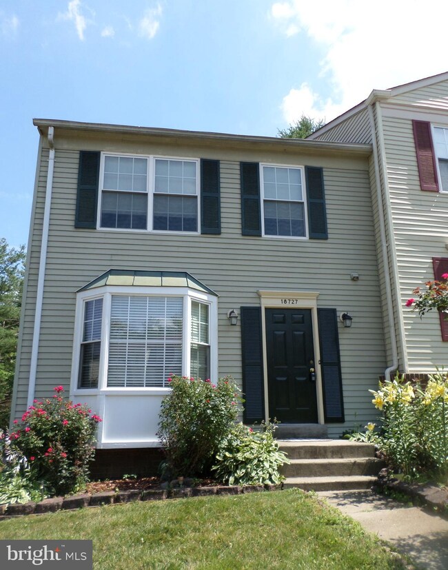 18727 Winding Creek Place, Germantown, MD 20874 - photo 6