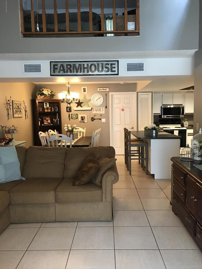 Living/Dining Room
