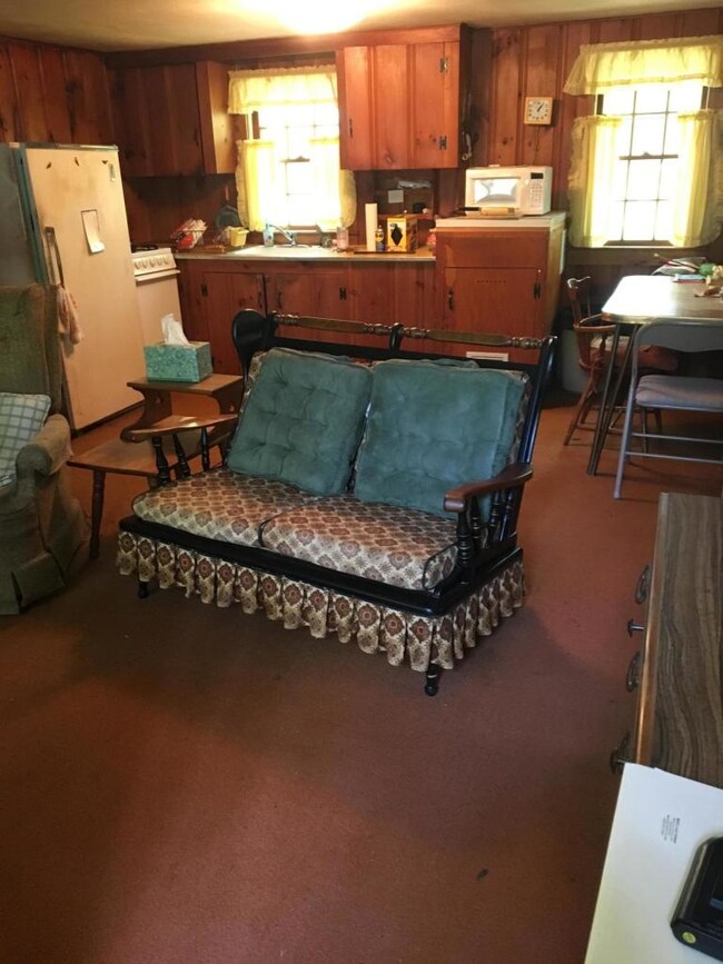 366 Franklin St, Vineyard Haven, MA 02568 - photo 2