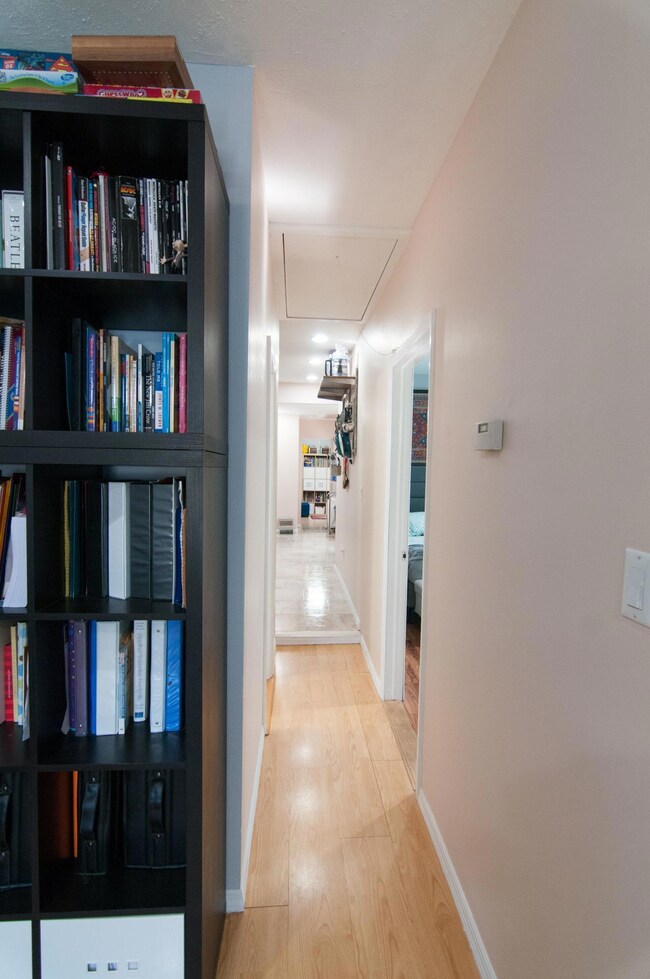 12 Presley 2012 Hallway
