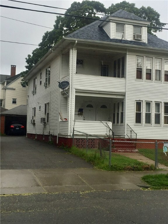 127 Verndale Ave, Providence, RI 02905 - photo 2