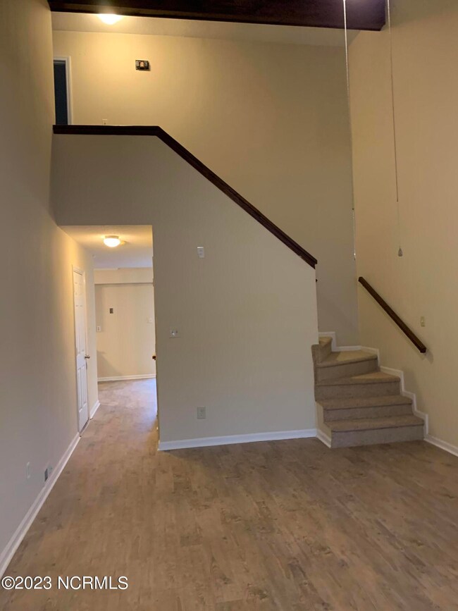 109 N Onsville Place, Jacksonville, NC 28546 - photo 2