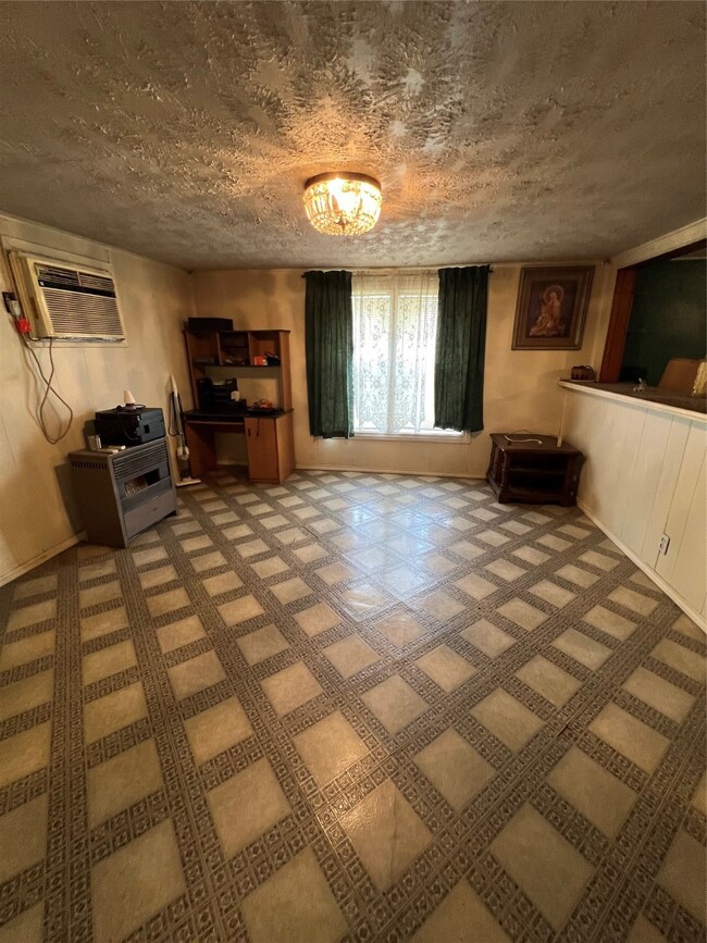 6317 Hirsch Rd, Houston, TX 77026 - photo 6