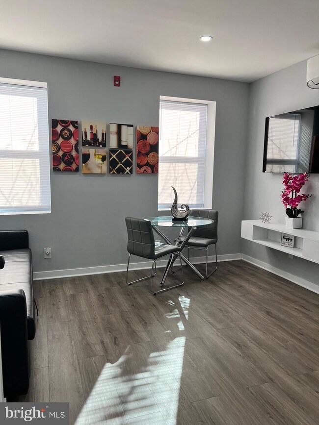 4087 1/2 Lancaster Ave unit 1, Philadelphia, PA 19104 - photo 6