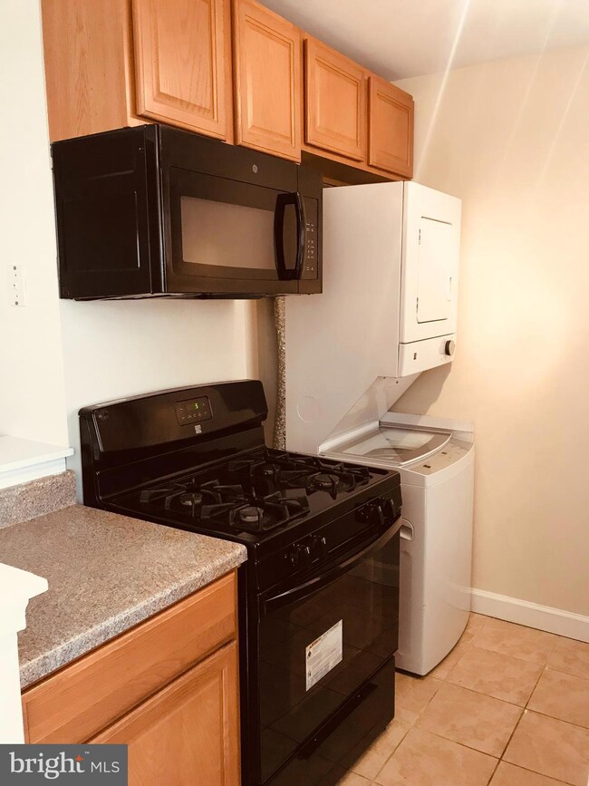 6972 Hawthorne St, Hyattsville, MD 20785 - photo 5