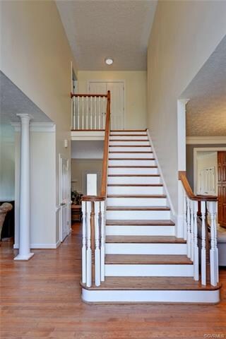 Stairway to level 2